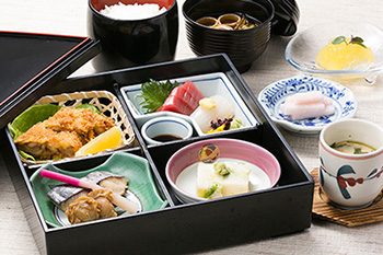 特製弁当「彩-いろどり-」1,800円